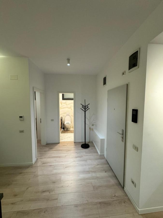 Warm Hotel Apartment Bucureşti Exterior foto