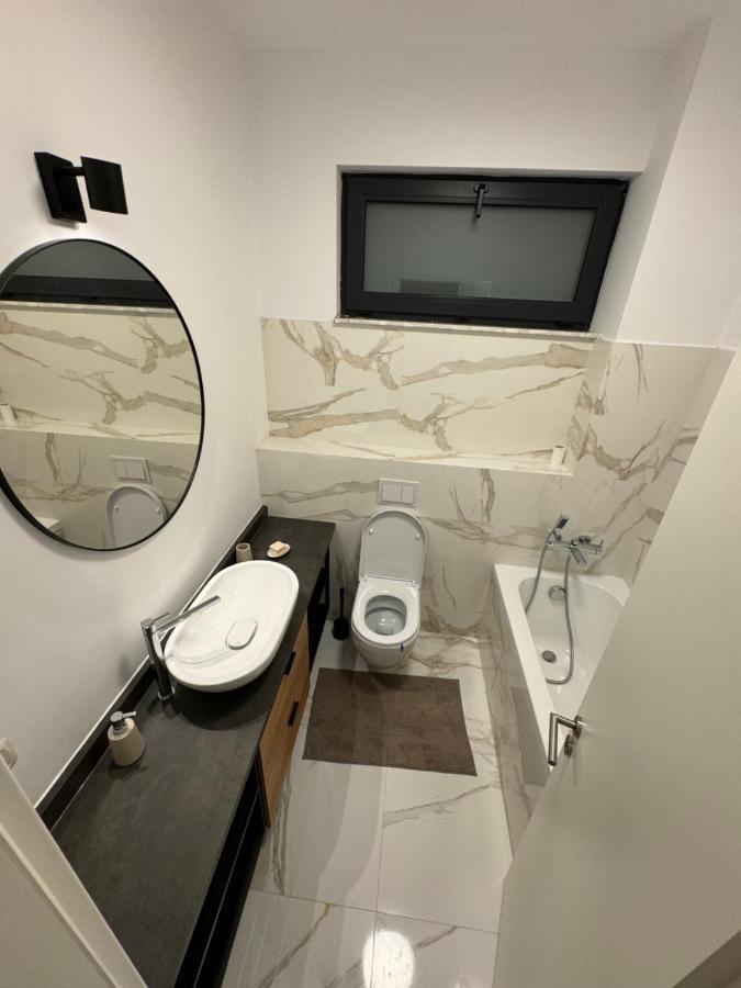 Warm Hotel Apartment Bucureşti Exterior foto