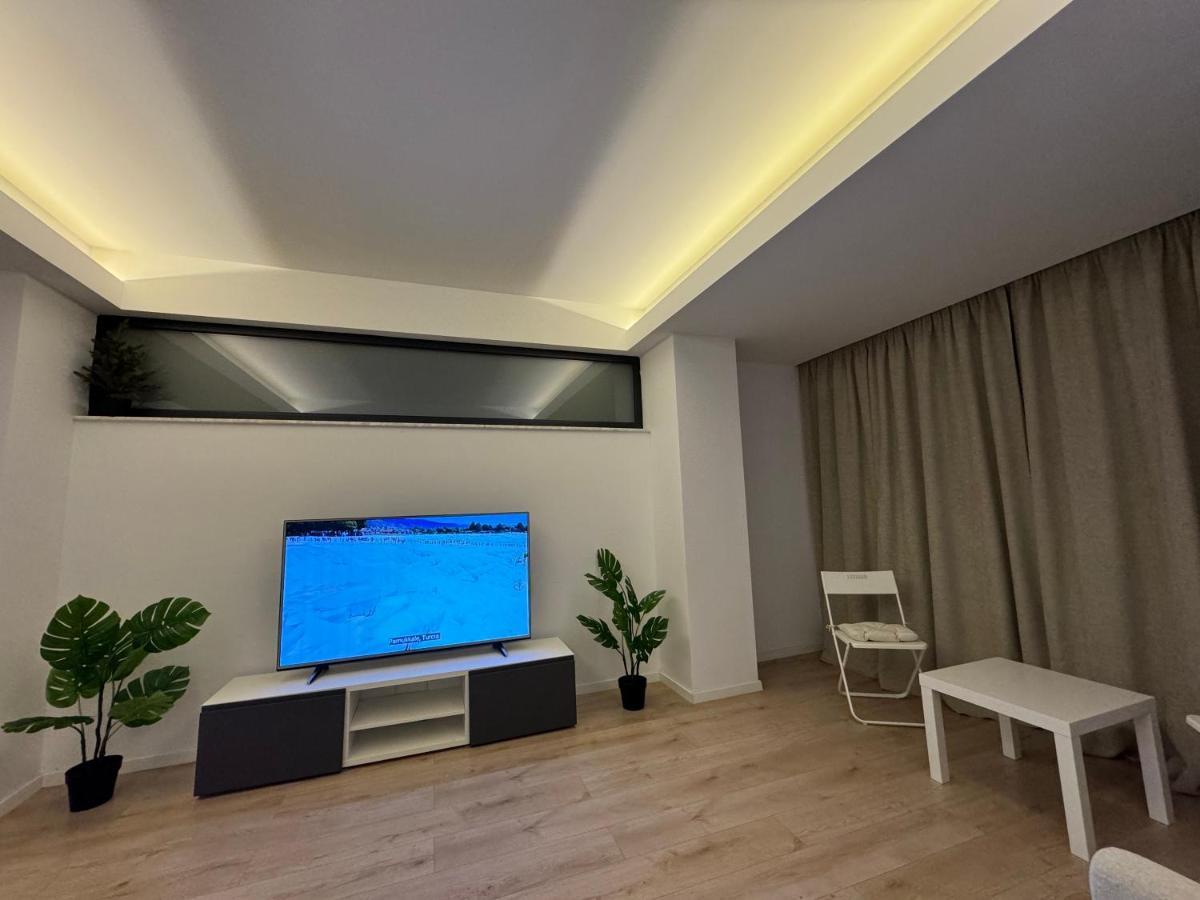 Warm Hotel Apartment Bucureşti Exterior foto