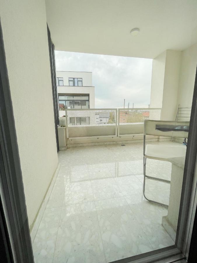 Warm Hotel Apartment Bucureşti Exterior foto