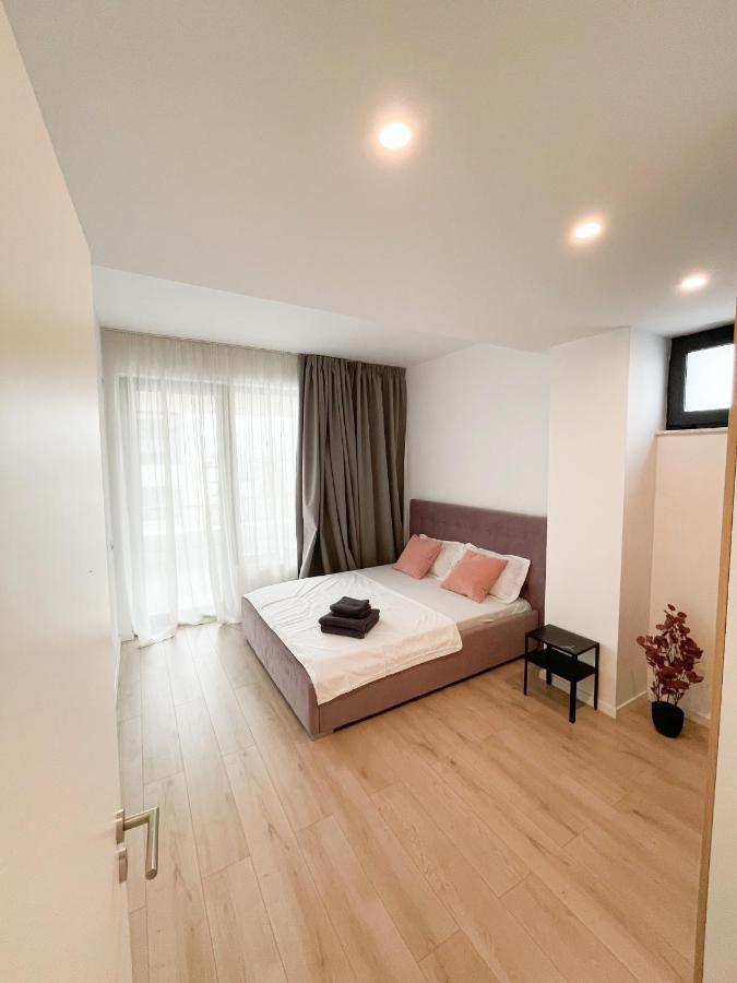 Warm Hotel Apartment Bucureşti Exterior foto